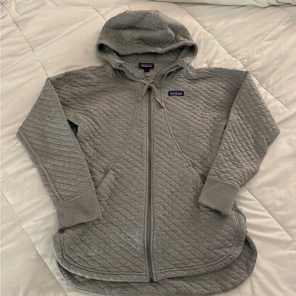 Patagonia Women's Quilted Gray Puffer Jacket - Picture 1 of 3